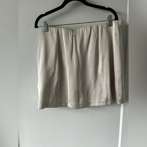 Abercrombie & Fitch Cream Skort